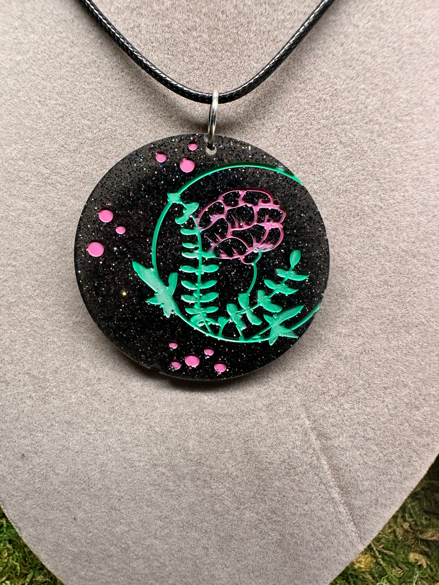 Circle Pendant with Flower Designs