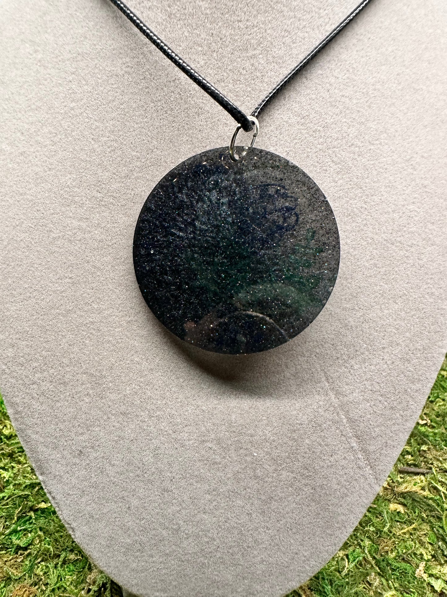 Circle Pendant with Flower Design