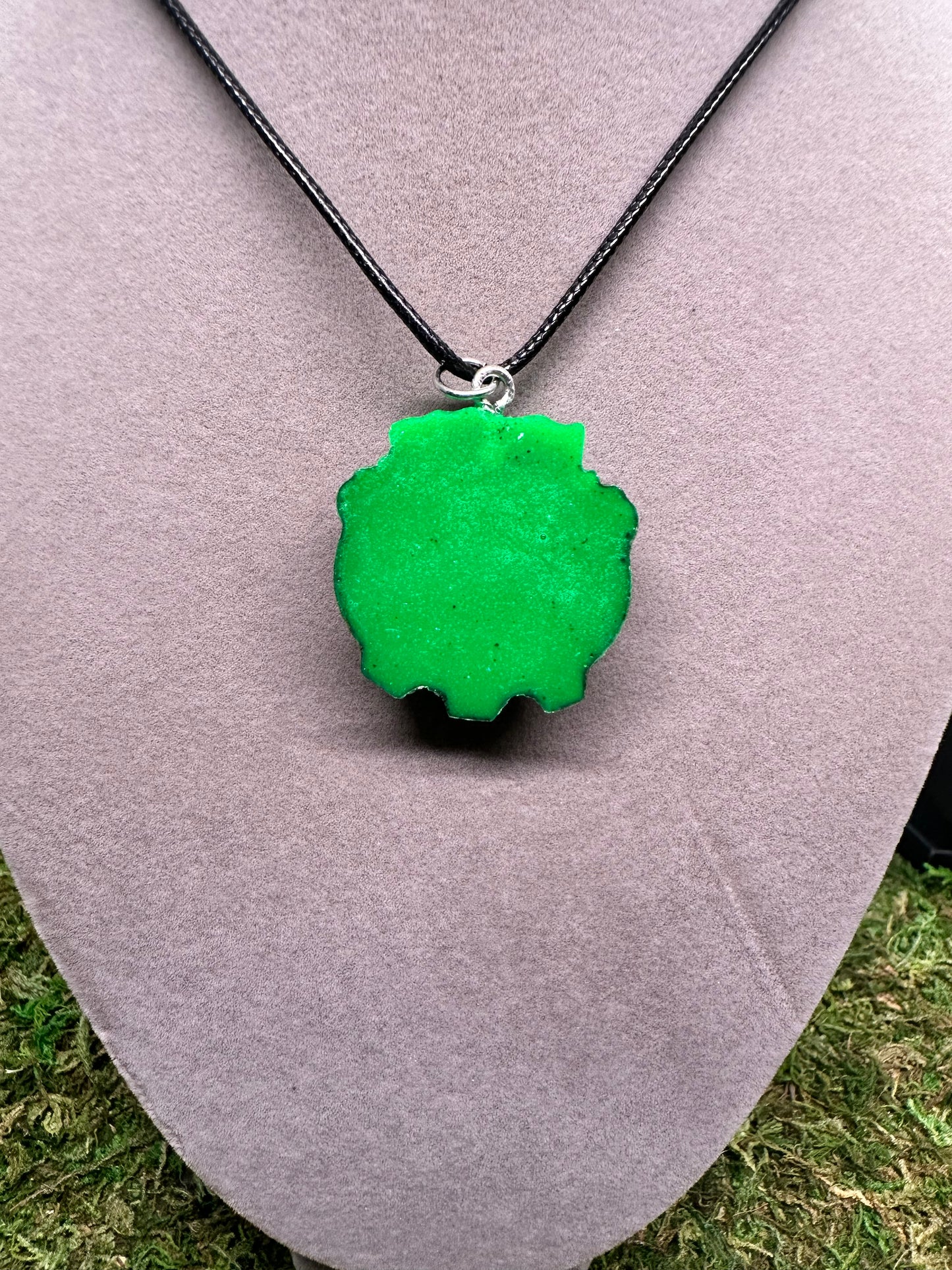 Green Pendent Cauldron