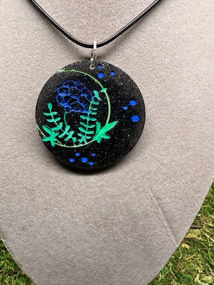 Circle Pendant with Flower Design
